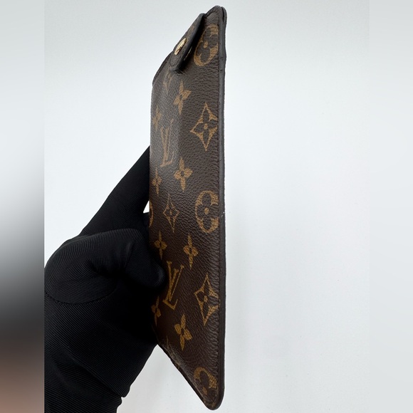 Louis Vuitton Glasses Case - Picture 4 of 8